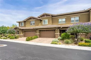 Photo #1: 2238513 Listing 