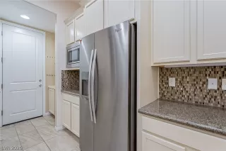 Photo #6: 2238513 Listing 