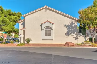 Photo #2: 2238522 Listing