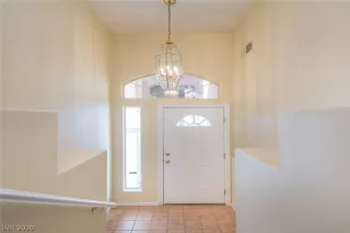 Photo #6: 2238522 Listing