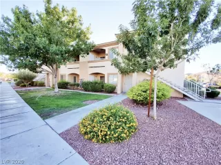 Photo #3: 2238540 Listing