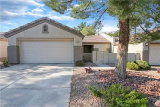 Photo #1: 2238591 Listing