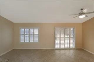 Photo #4: 2238591 Listing