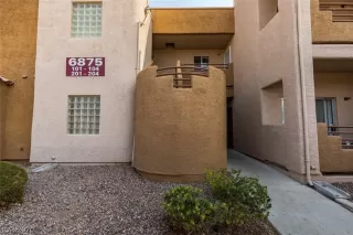 Photo #2: 2238624 Listing