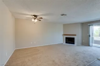 Photo #4: 2238624 Listing