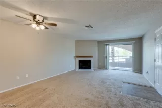 Photo #5: 2238624 Listing