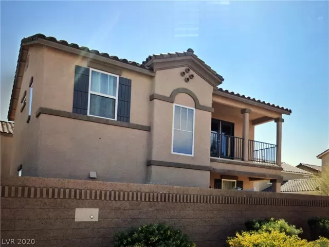 MLS: 2238652 Condo For Sale