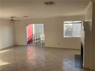 Photo #1: 2238728 Listing