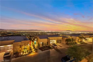 Photo #2: 2238733 Listing 