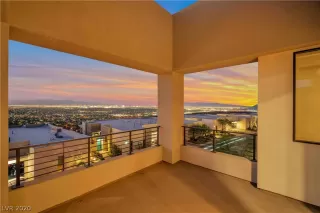 Photo #3: 2238733 Listing 