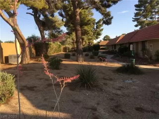 Photo #1: 2238757 Listing