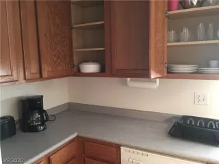 Photo #2: 2238757 Listing