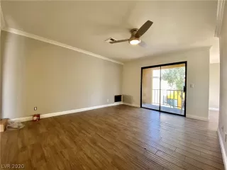 Photo #5: 2238809 Listing 