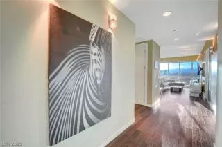 Photo #1: 2238828 Listing 