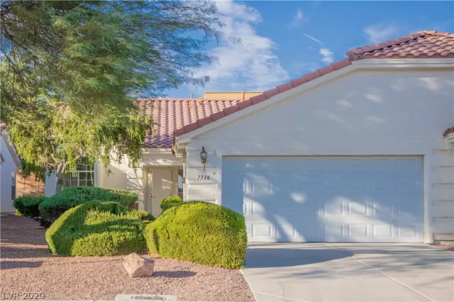 MLS: 2238919 Condo For Sale