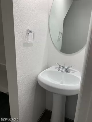 Photo #6: 2238940 Listing 