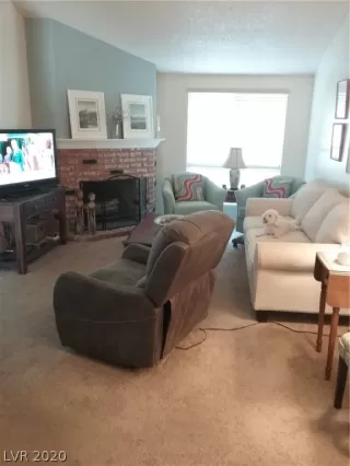 Photo #4: 2238946 Listing 