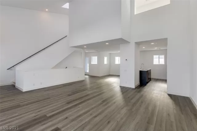 MLS: 2238977 Condo For Sale