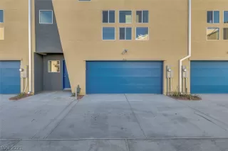 Photo #4: 2238977 Listing