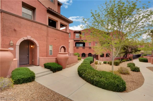 MLS: 2238987 Condo For Sale