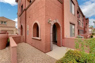 Photo #2: 2238987 Listing 