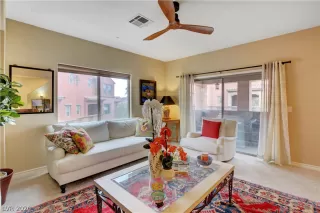 Photo #4: 2238987 Listing 