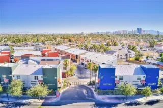 Photo #2: 2239003 Listing 