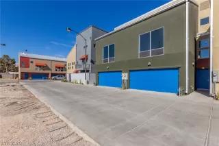 Photo #3: 2239010 Listing