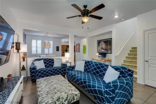 Photo #2: 2239013 Listing