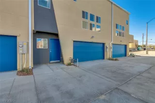 Photo #4: 2239026 Listing 