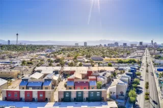 Photo #5: 2239026 Listing 