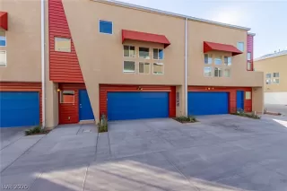 Photo #2: 2239040 Listing 