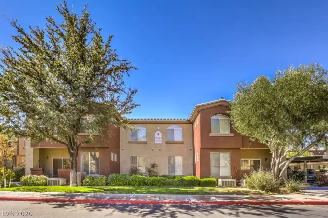 MLS: 2239068 Condo For Sale