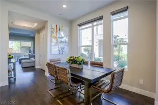 Photo #3: 2239100 Listing