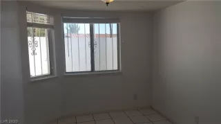 Photo #6: 2239107 Listing 