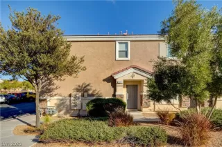 Photo #1: 2239113 Listing