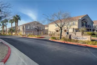 Photo #2: 2239113 Listing