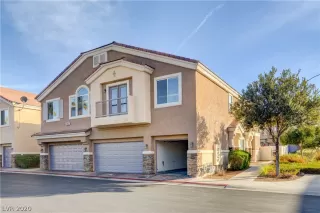 Photo #3: 2239113 Listing