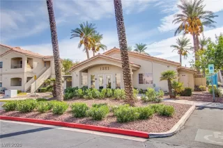 Photo #4: 2239132 Listing