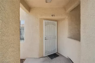 Photo #6: 2239132 Listing