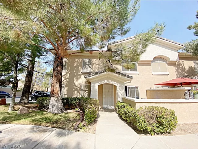 MLS: 2239167 Condo For Sale