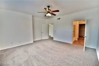 Photo #3: 2239183 Listing 