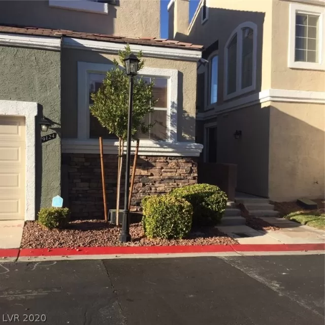 MLS: 2239198 Condo For Sale