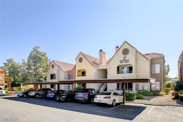 MLS: 2239248 Condo For Sale