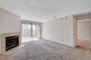 Photo #3: 2239248 Listing