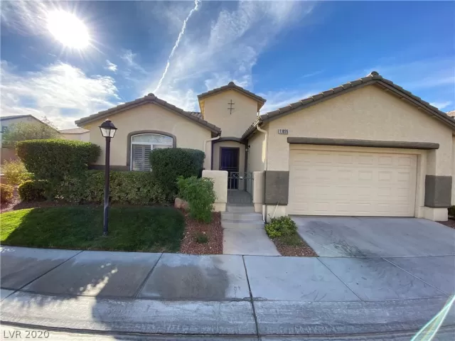 MLS: 2239293 Condo For Sale