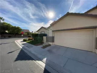 Photo #1: 2239293 Listing 