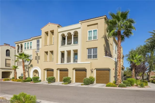 MLS: 2239370 Condo For Sale