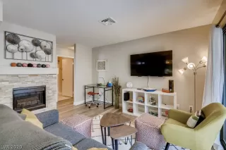 Photo #1: 2239382 Listing 