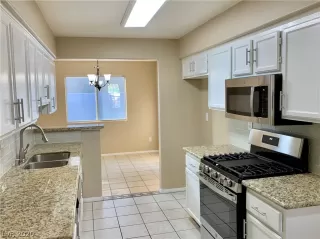 Photo #2: 2239424 Listing 